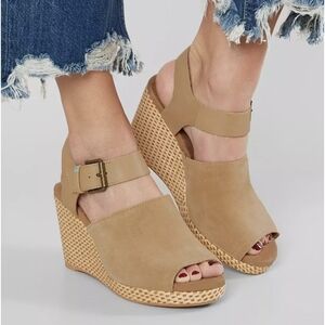TOMS Tropez Leather Wedge Heeled Sandal Tan Size 8.5 Nwt Women